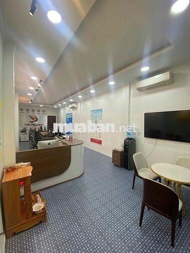 Cho thuê nhà MT Calmette Q1, 4x20m, trệt 1 lầu, giá 45