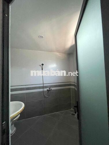 nhà 86m2 2pn nhà mới 100% dọn vào ở ngay gần chợ Thủ Đức