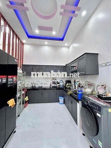 CHÍNH CHỦ BÁN GẤP CĂN NHÀ  Đường Huỳnh Văn Trí - Chợ Bình Chánh.