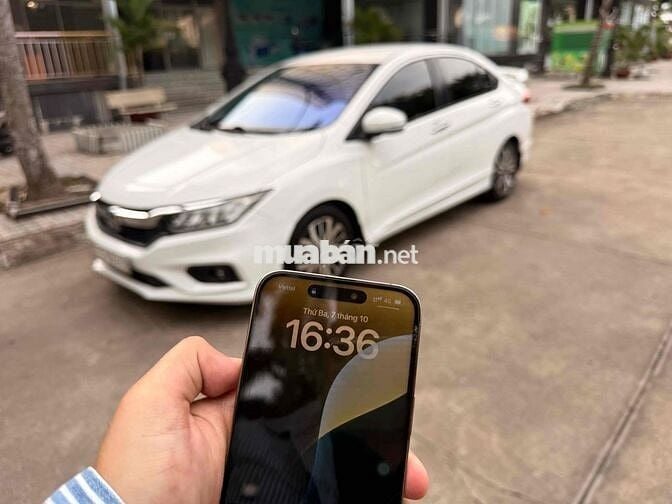 Honda City 2018 1.5 TOP - 133000 km