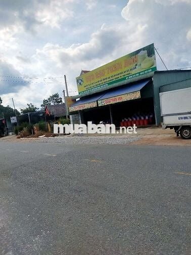 Mặt bằng khu công nghiệp lớn nhất việt nam sầm uất cần sang
