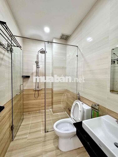 6 TẦNG - THANG MÁY - Ô TÔ VÀO NHÀ - NGANG 4.5 M - 4 PN FULL NỘI THẤT H