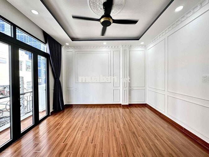6 TẦNG - THANG MÁY - Ô TÔ VÀO NHÀ - NGANG 4.5 M - 4 PN FULL NỘI THẤT H