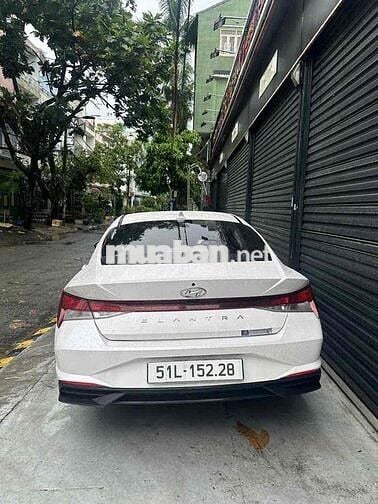 Hyundai Elantra 2024 1.6 AT Tiêu chuẩn  - 30000 km