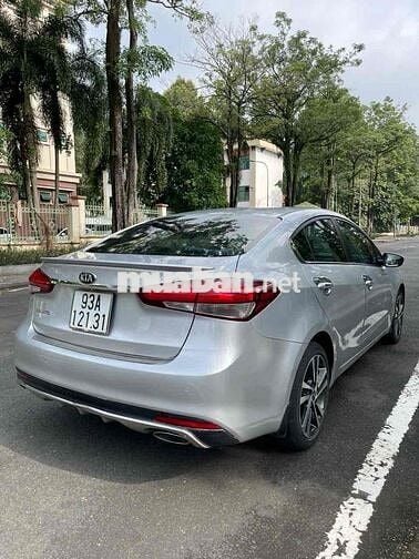 Kia Cerato 2018 1.6 AT - 94000 km