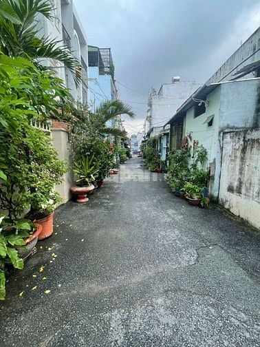 HẺM XE HƠI THÔNG NGUYỄN VĂN KHỐI, P11,GV,47,5M2 2PN,SÂN THƯỢNG 4.35 TY