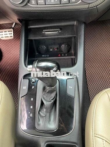 Kia Cerato 2018 1.6 AT - 94000 km