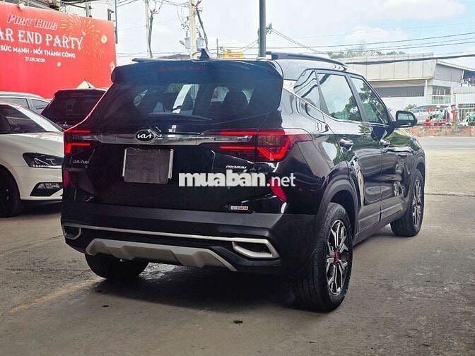 Kia Seltos 2021 Premium 1.4 Turbo,màu đen, 5v9 km