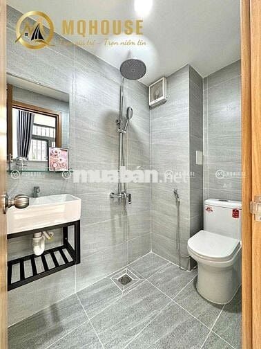 STUDIO BANCOL/CỬA SỔ - NGAY KHU VỰC LUỸ BÁN BÍCH - FULL NỘI THẤT NEW