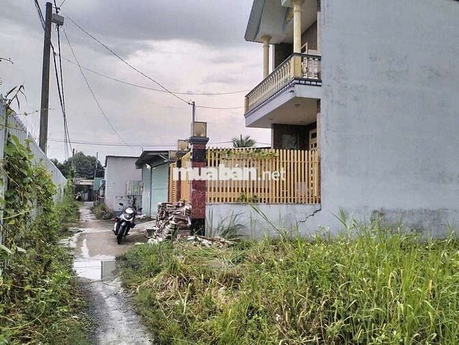 Bán Đất Hưng Long DT 5,04mx19m sổ hồng riêng giá 2ty100