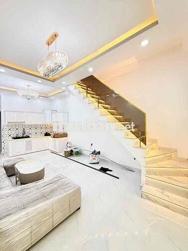 BÁN NHÀ MỚI- HÀNG XÓM QUẬN 7- NHÀ BÈ- SỔ RIÊNG- HXH 4M- GIÁ HƠN 4 TỶ