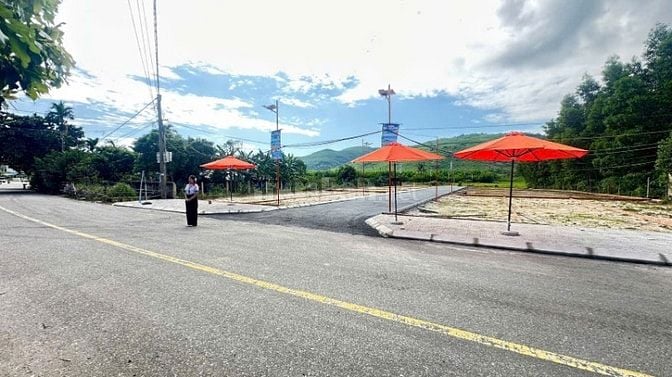 BÁN ĐẤT MẶT TIỀN ĐƯỜNG NHỰA 5M5 GIÁ CHỈ 