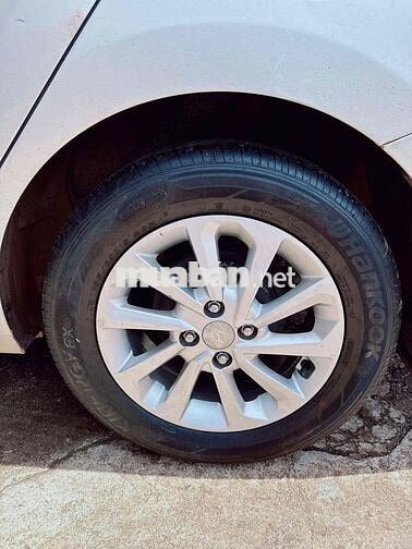 Hyundai Accent 2018 1.4 MT - 120000 km