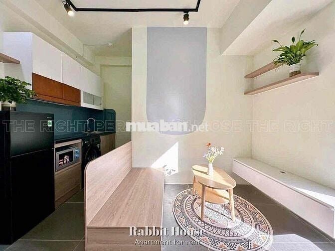 CHO THUÊ CĂN HỘ FULL NỘI THẤT CỬA SỔ BAN CÔNG NGUYỄN TRÃI QUẬN 1