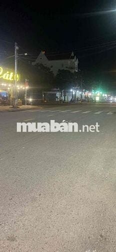 CẦN BÁN 3 LÔ LIỀN KỀ ĐƯỜNG TÔN ĐỨC THẮNG, PHƯỜNG RẠCH GIÁ, AN GIANG