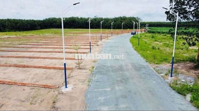 225m2,thổ 50m, đường 12m, cách đường Liên xã 32m,ngay UBND minh Thắng