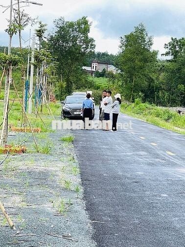 Đất 5*40 xây trọ đường nhựa Cách KCN sikico 500m