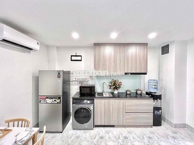 Căn hộ 1Pn vân tay, hầm xe, thang máy, an ninh, cửa sổ thoáng,gần Q1,3
