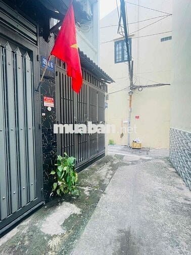 Bán Nhà dt 4.3 nở hậu 5.7 dài gần 8m. rất rộng. trệt lầu. chỉ 3.85tỷ