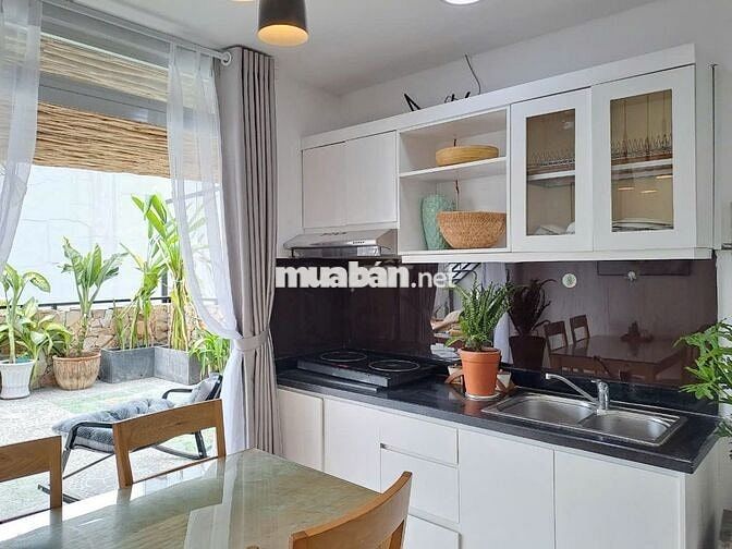 CĂN HỘ 2 PHÒNG NGỦ – 2 WC – BAN CÔNG 120M² – PHAN ĐĂNG LƯU, PHÚ NHUẬN