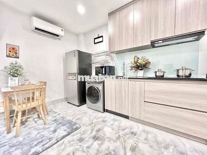 Căn hộ 1Pn vân tay, hầm xe, thang máy, an ninh, cửa sổ thoáng,gần Q1,3