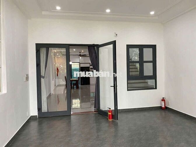 Cho thuê nhà nguyên căn nhà phố an phú đông quận 12
