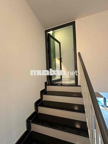 cho thuê mb góc 2mt tiện mở showrom văn phòng 8x9 trệt lầu.