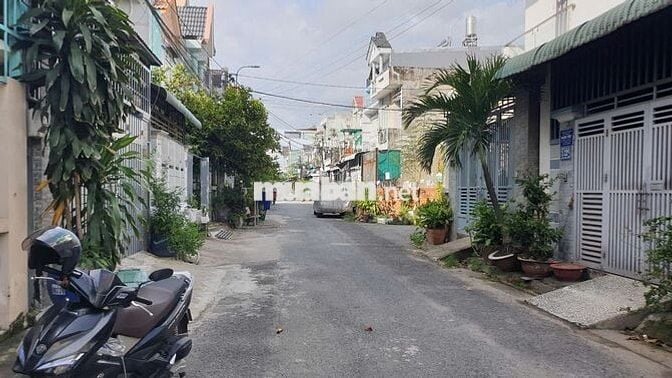 HOT- Bán gấp nhà phố xinh 5m*17m, đường thông 7m, gần chợ Bà Điểm