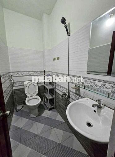 Cho thuê nhà đẹp full nội thất