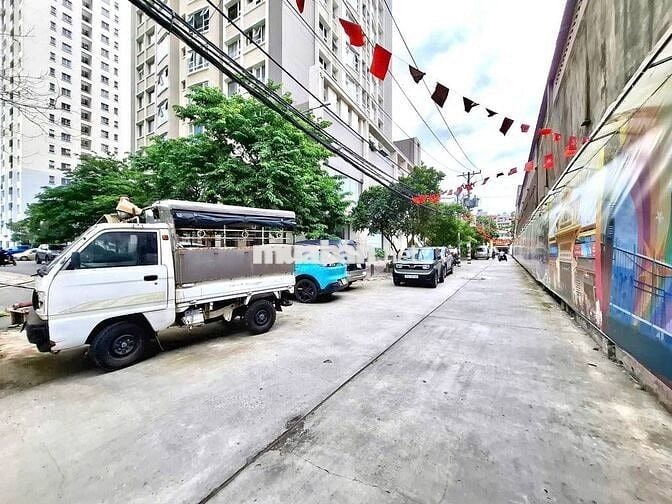 Nhà Đang Kinh Doanh Quán Ăn - Tọa Lạc Đường Tân Hòa Đông Quận 6