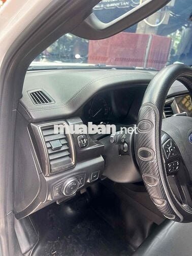 Ford Everest 2018 Titanium 2.2L AT 4x2 - 140000 km
