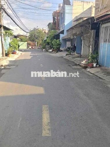 NHÀ BTCT MT ĐƯỜNG NHỰA, THỚI TAM THÔN, HÓC MÔN, VỪA Ở VỪA KD, GIÁ TỐT