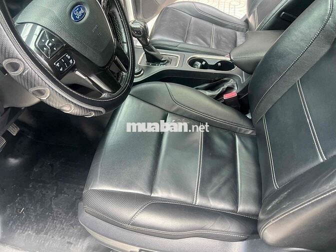 Ford Everest 2018 Titanium 2.2L AT 4x2 - 140000 km