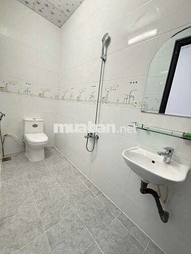 Cho thuê nhà Dương Quảng Hàm P6 Gò Vấp