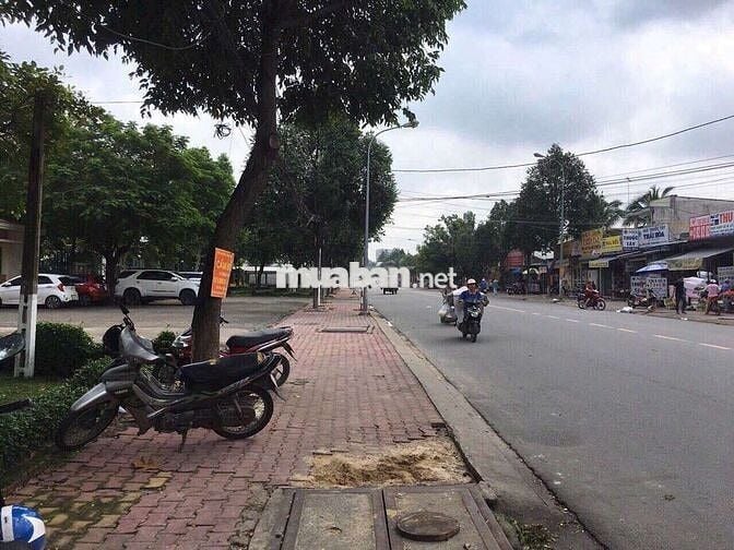 Bán đất mặt tiền đường Bùi Quốc Khánh ,
p .Chánh Nghĩa , tp TDM , BD