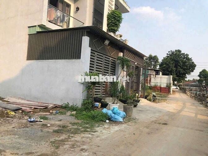 BÁN ĐẤT ĐẸP,VỊ TRÍ VÀNG HIẾM CÓ,Đối diện Cổng KDC Hiệp Thàh3,Bìh Dương