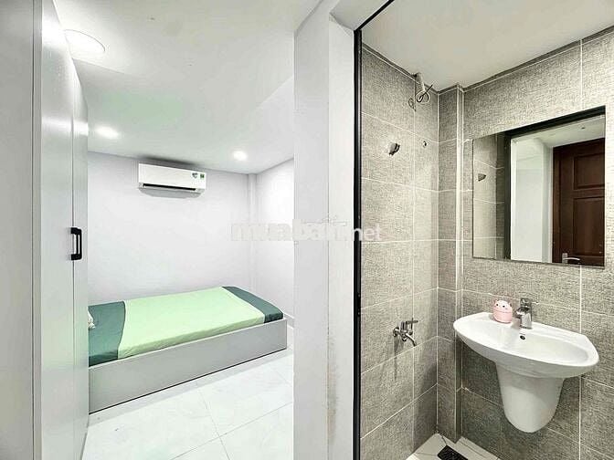 PHÒNG CỰC XINH, THANG MÁY GẦN CHỢ BÀU SEN SIÊU AN NINH - NHÀ MỚI