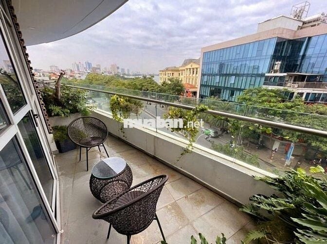 Em cần cho thuê căn hộ cao cấp tại wartermark tây hồ giá chỉ 2000$