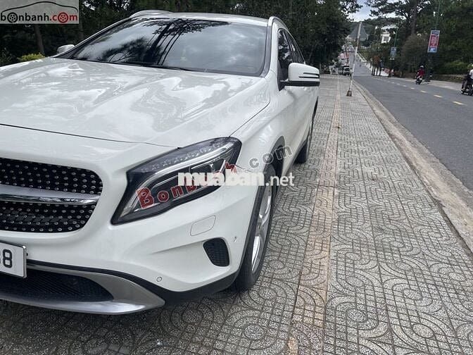 Xe Mercedes Benz GLA class GLA 200