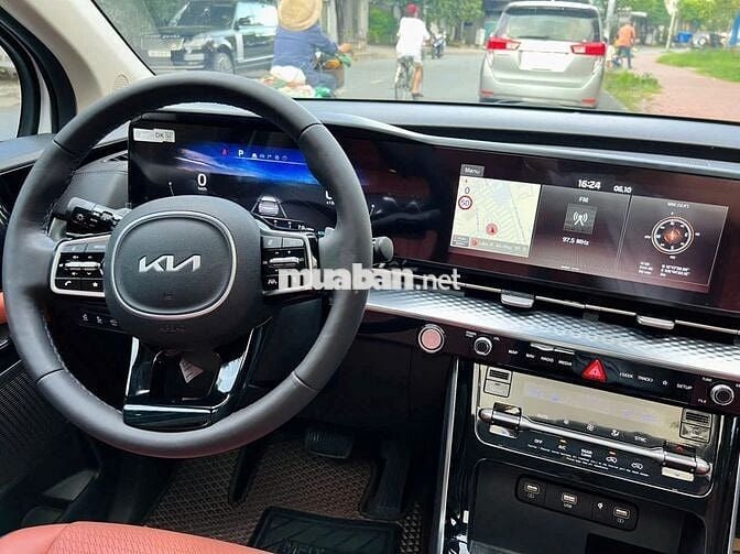 Kia Carnival Signature 2023 Màu Trắng Full BD Hãng