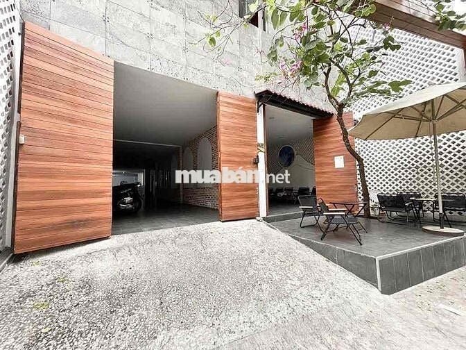 CĂN HỘ DV 31 PHÒNG. HIỆN TẠI ĐANG CHO THUÊ KHOÁN 160TR/TH. GIÁ 7TỶ990.