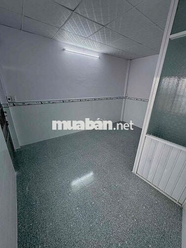 Bán nhà 1 trệt 1 lầu có ban công dọn vào ở ngay