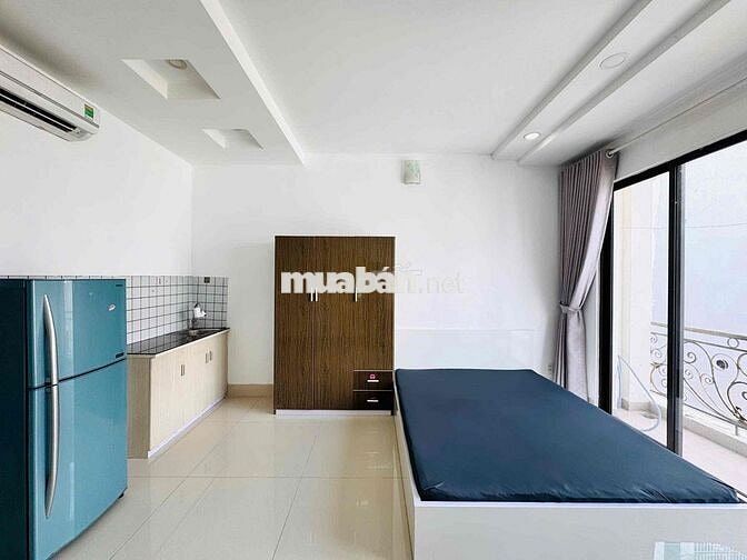 Căn Hộ Stu Ban Công 35m2 FullNT Rộng Thoáng Hẽm Oto An Ninh Gần PVĐ