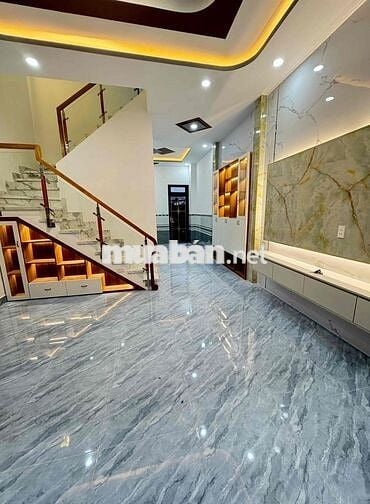 bán nhà mới xây ngay gần cầu ông thìn ngã 3 tân kim