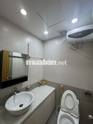 Căn hộ tầng đẹp KĐTM Nghĩa Đô - Hiếm nhà bán, 72m 2ngủ giá rất hợp lý