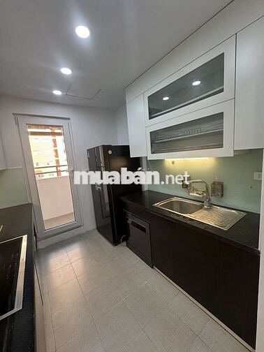 Căn hộ tầng đẹp KĐTM Nghĩa Đô - Hiếm nhà bán, 72m 2ngủ giá rất hợp lý