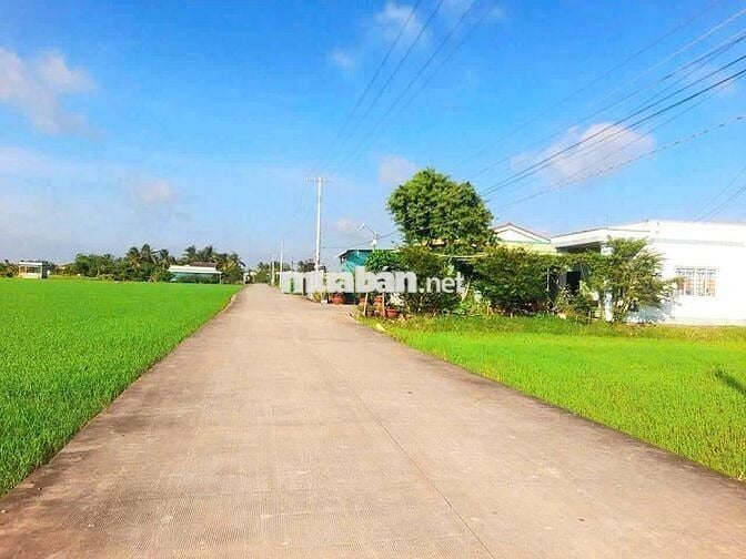 Quá Vip, 2060m2 đất vườn View Kênh cực đẹp chỉ 1.3 tỷ