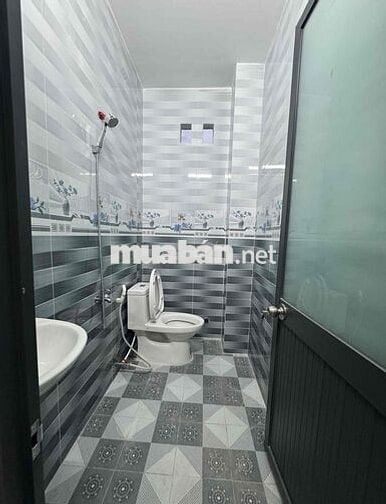 bán nhà mới xây ngay gần cầu ông thìn ngã 3 tân kim