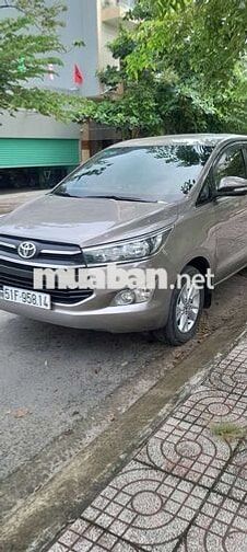 Gia đình cần Bán xe Innova