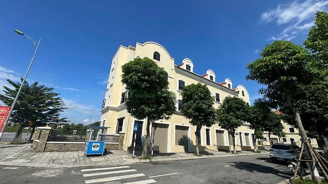 Bán Biệt thư Sudico KDT Nam An Khánh Dt 300 đến 390m giá 150tr/m Bán Biệt thư Sudico KDT Nam An Khánh Dt 300 đến 390m giá 150tr/m